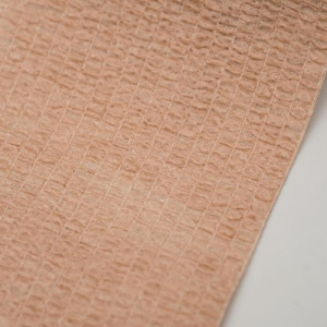 Бинт самофиксирующийся с горькой пропиткой, 5 см х 4,5 м, бежевый Бинт самофиксирующийся с горькой пропиткой, 5 см х 4,5 м, бежевый