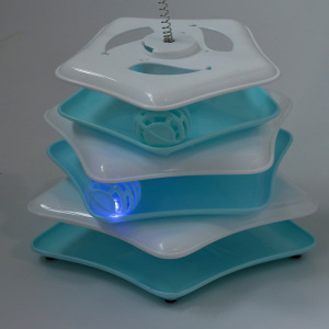 Игровой комплекс "Пирамида" с большой мышью 7,5 см и 3 шариками (1 светящийся), микс цветов 39375 Игровой комплекс "Пирамида" с большой мышью 7,5 см и 3 шариками (1 светящийся), микс цветов 39375