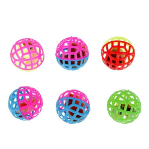 Игрушка для кошек "Мячик сетчатый с бубенчиком и мехом" Зооник, микс Игрушка для кошек "Мячик сетчатый с бубенчиком и мехом" Зооник, микс