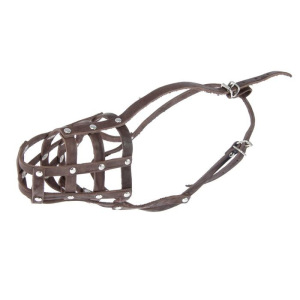 Намордник кожаный «Зооник» №5 (немецкая овчарка, терьер), длина по носу 11 см, обхват морды 36 см, микс Намордник кожаный «Зооник» №5 (немецкая овчарка, терьер), длина по носу 11 см, обхват морды 36 см, микс