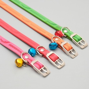 Ошейник мягкий с бубенчиком "Рыбки", 31 х 1, микс цветов Ошейник мягкий с бубенчиком "Рыбки", 31 х 1, микс цветов