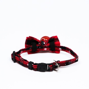 Ошейник текстильный со снежинками и бубенчиком, 30 х 1 см, красно-чёрный Ошейник текстильный со снежинками и бубенчиком, 30 х 1 см, красно-чёрный