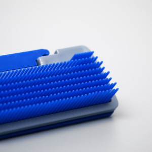 Пуходёрка пластиковая с самоочисткой, 10 х 15 см, синяя Пуходёрка пластиковая с самоочисткой, 10 х 15 см, синяя