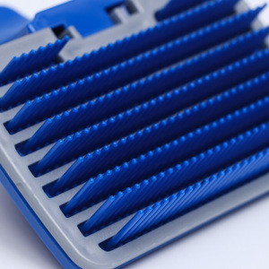 Пуходёрка пластиковая с самоочисткой большая, 12 х 20 см, синяя Пуходёрка пластиковая с самоочисткой большая, 12 х 20 см, синяя