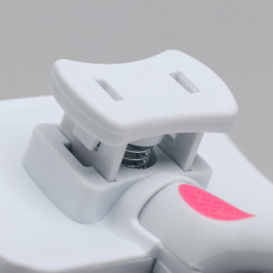 Пуходёрка с самоочисткой без капель,15,5 х 8,5 см, микс цветов Пуходёрка с самоочисткой без капель,15,5 х 8,5 см, микс цветов