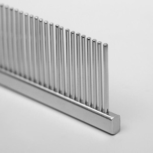 Расческа "Лапки" изогнутая Расческа "Лапки" изогнутая