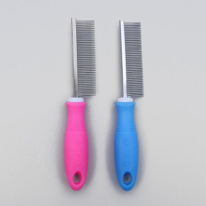 Расческа со средними зубьями, нескользящая резиновая ручка, микс цветов Расческа со средними зубьями, нескользящая резиновая ручка, микс цветов