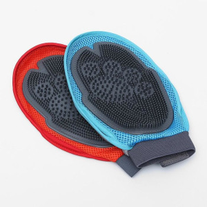 Рукавица-щетка для шерсти, на правую и левую руку с отверстием для пальца, микс Рукавица-щетка для шерсти, на правую и левую руку с отверстием для пальца, микс