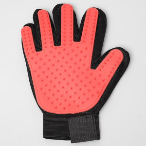 Рукавица-щетка для шерсти на правую руку из неопрена с удлиненными зубчиками, красная Рукавица-щетка для шерсти на правую руку из неопрена с удлиненными зубчиками, красная