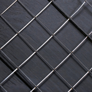 Сетка оцинкованная, сварная, 1 × 25 м, ячейка 25 × 25 мм, d = 1 мм, металл Сетка оцинкованная, сварная, 1 × 25 м, ячейка 25 × 25 мм, d = 1 мм, металл