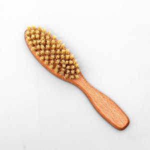 Щётка с натуральной щетиной для шерсти собак,19x4x1,2 см, белая Щётка с натуральной щетиной для шерсти собак,19x4x1,2 см, белая