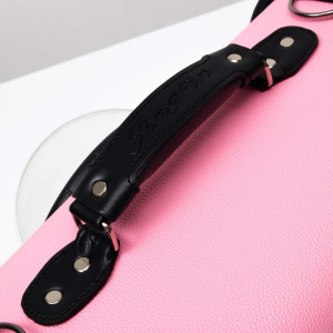 Сумка для переноски животных с иллюминатором, искусственная кожа, 44 х 26 х 31 см, розовая 697157 Сумка для переноски животных с иллюминатором, искусственная кожа, 44 х 26 х 31 см, розовая 697157