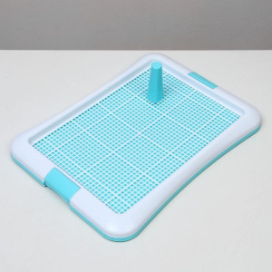 Туалет для собак с сеткой и столбиком, 63,5 х 47 х 5 см, голубой Туалет для собак с сеткой и столбиком, 63,5 х 47 х 5 см, голубой