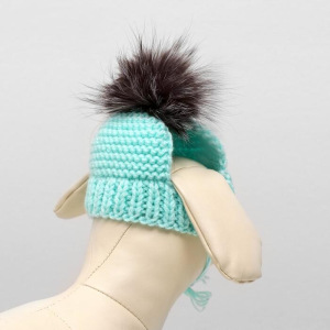 Вязаная шапочка с меховым помпоном , M-L, объем головы 28 см, высота шапки 9 см МИКС Вязаная шапочка с меховым помпоном , M-L, объем головы 28 см, высота шапки 9 см МИКС