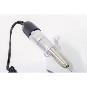 Аппарат для маникюра и педикюра Strong 210/120, 65 Вт, 30 000 об, без педали, с сумкой Аппарат для маникюра и педикюра Strong 210/120, 65 Вт, 30 000 об, без педали, с сумкой