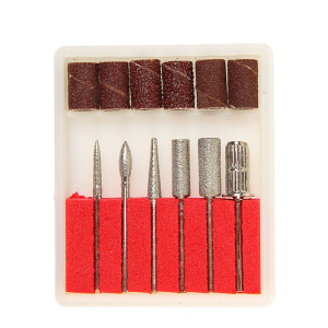 Аппарат для маникюра LuazON LMM-01-02, 12 насадок, до 25000 об/мин, 15 Вт, розовый Аппарат для маникюра LuazON LMM-01-02, 12 насадок, до 25000 об/мин, 15 Вт, розовый