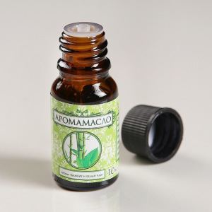 Аромамасло "Queen Fair" 10 мл, аромат бамбук и белый чай Аромамасло "Queen Fair" 10 мл, аромат бамбук и белый чай