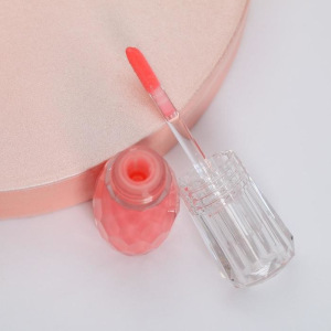 Блеск для губ "Space Llama" с эффектом увеличения объёма губ, оттенок нежно-розовый, 3 мл Блеск для губ "Space Llama" с эффектом увеличения объёма губ, оттенок нежно-розовый, 3 мл