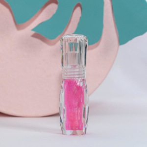 Блеск с эффектом увеличения объёма губ Born to shine, оттенок фуксия, 3 мл Блеск с эффектом увеличения объёма губ Born to shine, оттенок фуксия, 3 мл