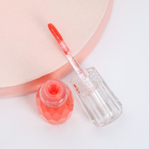 Блеск с эффектом увеличения объёма губ Meowmazing, оттенок алый, 3 мл Блеск с эффектом увеличения объёма губ Meowmazing, оттенок алый, 3 мл