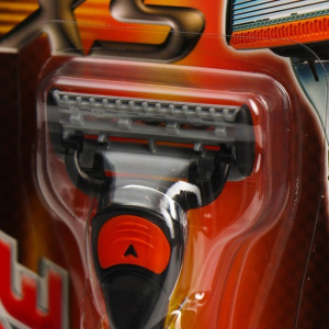 Бритвенный станок Strike Х5, 5 лезвий, увлажняющая полоса, 1 шт Бритвенный станок Strike Х5, 5 лезвий, увлажняющая полоса, 1 шт