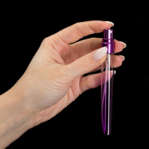 Флакон для парфюма «Амбре», с распылителем, 10 мл, цвет МИКС Флакон для парфюма «Амбре», с распылителем, 10 мл, цвет МИКС