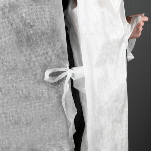 Халат хирургический на завязках, манжета на резинке 25 г/м2, размер 50-54, длина 140 см Халат хирургический на завязках, манжета на резинке 25 г/м2, размер 50-54, длина 140 см