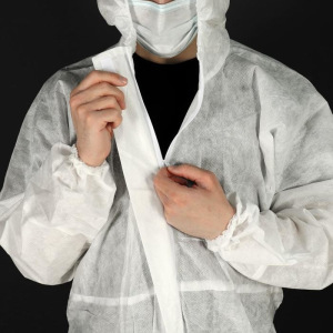 Комбинезон медицинский защитный, СС 40 г/ м2, дышащий на резинках. Молния, клапан Комбинезон медицинский защитный, СС 40 г/ м2, дышащий на резинках. Молния, клапан