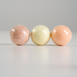 Набор бурлящих шаров для ванн Happy «Для хорошего дня», 3 штуки по 40 г Набор бурлящих шаров для ванн Happy «Для хорошего дня», 3 штуки по 40 г