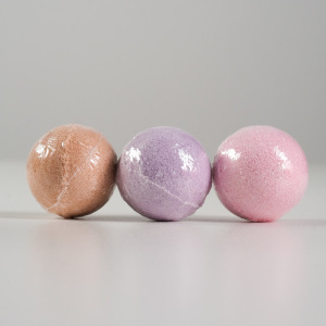 Набор бурлящих шаров для ванн Happy «Сладкие мечты», 3 штуки по 40 г Набор бурлящих шаров для ванн Happy «Сладкие мечты», 3 штуки по 40 г