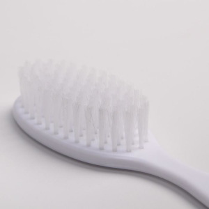 Набор для ухода за волосами: расческа и щетка, цвет белый Набор для ухода за волосами: расческа и щетка, цвет белый