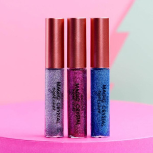 Набор глиттерных подводок для глаз Snowkitty Набор глиттерных подводок для глаз Snowkitty