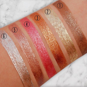 Набор GRL PWR (черная тушь, жидкие глиттерные тени №2 и щипцы ресниц) Набор GRL PWR (черная тушь, жидкие глиттерные тени №2 и щипцы ресниц)