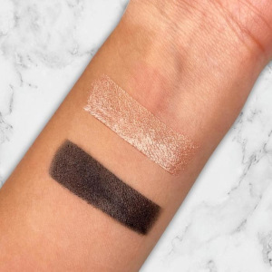 Набор Happy Milk, черная тушь для ресниц, глиттерая подводка №3 и тени для глаз (2 цвета) Набор Happy Milk, черная тушь для ресниц, глиттерая подводка №3 и тени для глаз (2 цвета)