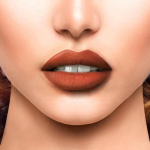 Набор Hello, Winter! (стойкая помада, карандаш и кисточка для губ) Набор Hello, Winter! (стойкая помада, карандаш и кисточка для губ)