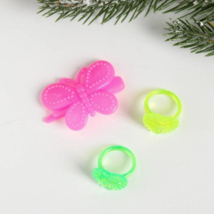 Набор косметики и аксессуаров «Подарок для тебя» для девочки Набор косметики и аксессуаров «Подарок для тебя» для девочки