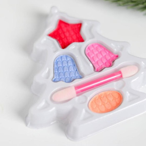 Набор косметики и аксессуаров «Сияй в Новом году» для девочки Набор косметики и аксессуаров «Сияй в Новом году» для девочки