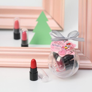 Набор маленьких помад для губ "Hello, winter!", 3 цвета Набор маленьких помад для губ "Hello, winter!", 3 цвета