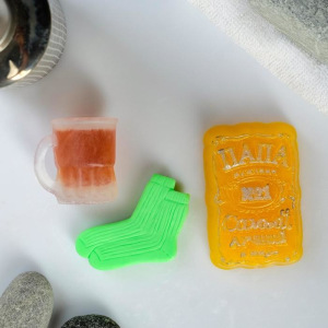 Набор мыла фигурного"23 февраля: самый лучший папа + носки + кружка пива" Набор мыла фигурного"23 февраля: самый лучший папа + носки + кружка пива"