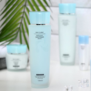 Набор отбеливающей косметики 3W CLINIC для комплексного ухода за кожей лица Набор отбеливающей косметики 3W CLINIC для комплексного ухода за кожей лица