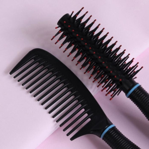 Набор парикмахерский, 4 предмета, цвет МИКС Набор парикмахерский, 4 предмета, цвет МИКС