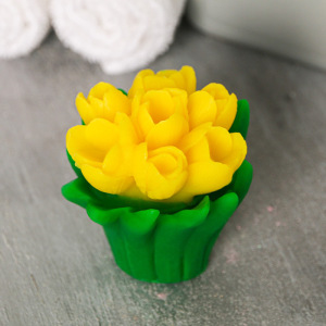 Набор "Любимому учителю" мыло-шоколад, мыло-букет тюльпанов, крем для рук Набор "Любимому учителю" мыло-шоколад, мыло-букет тюльпанов, крем для рук