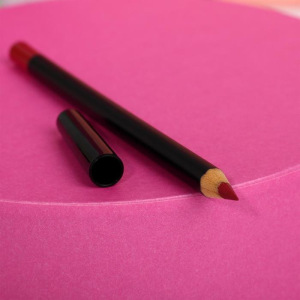 Набор "Meowy Catmas" (патчи, жидкая помада и карандаш для губ) Набор "Meowy Catmas" (патчи, жидкая помада и карандаш для губ)