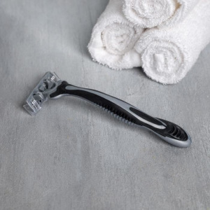 Набор "Настоящему мужчине" гель для бритья, гель после бритья, бритва Набор "Настоящему мужчине" гель для бритья, гель после бритья, бритва