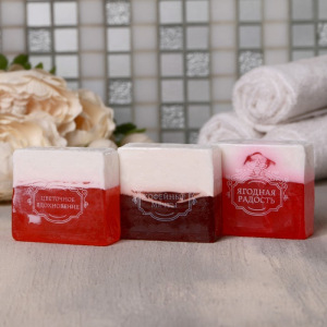 Набор "С днем 8 Марта" гель для душа вино, мыло 3 шт Набор "С днем 8 Марта" гель для душа вино, мыло 3 шт