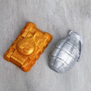 Набор "Самый крутой" пуля гель для душа 200 мл аромат мужского парфюма, фигурное мыло Набор "Самый крутой" пуля гель для душа 200 мл аромат мужского парфюма, фигурное мыло