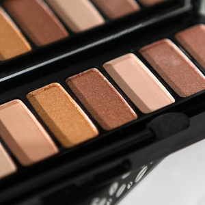 Набор теней для век, 10 цветов Набор теней для век, 10 цветов