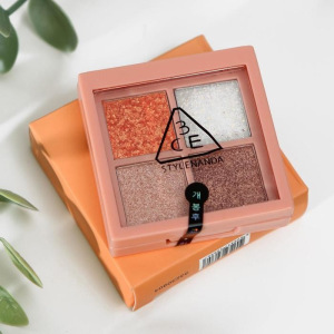 Набор теней для век с блёстками, 4 цвета Набор теней для век с блёстками, 4 цвета