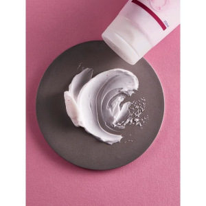 Нежный крем-гель для умывания для сухой и чувствительной кожи, 150 мл Нежный крем-гель для умывания для сухой и чувствительной кожи, 150 мл