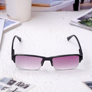 Очки корригирующие 0056, размер 13,3х13,2х3,3, цвет чёрный, тонированные, отгибающаяся дужка, -3,5 Очки корригирующие 0056, размер 13,3х13,2х3,3, цвет чёрный, тонированные, отгибающаяся дужка, -3,5